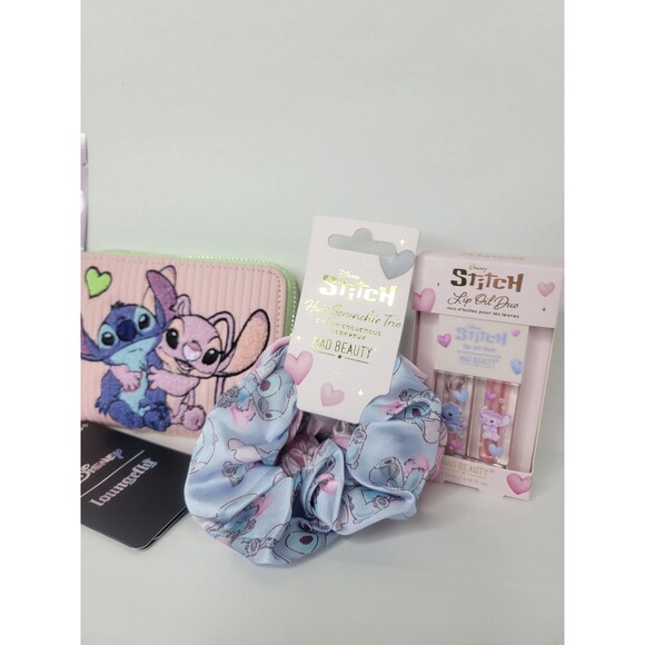Lilo And Stitch Angel And Stitch Gift Bundle - Picture 3 of 4